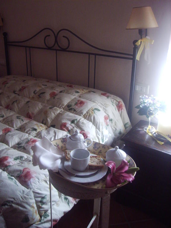 Bed and Breakfast Gli Ulivi Fosdinovo Pokoj fotografie